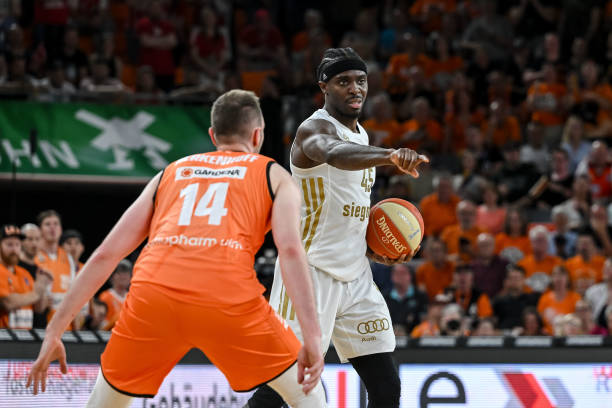 崔敏以其 崔敏以其