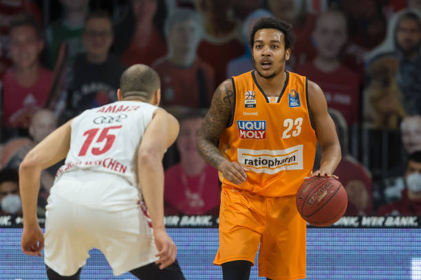 小的麻烦 小的麻烦