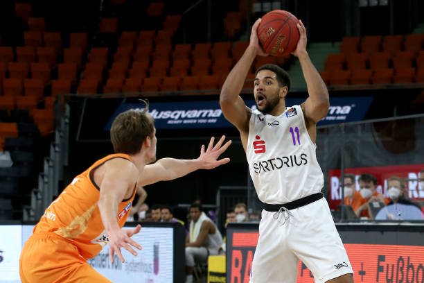 关键点在两 关键点在两